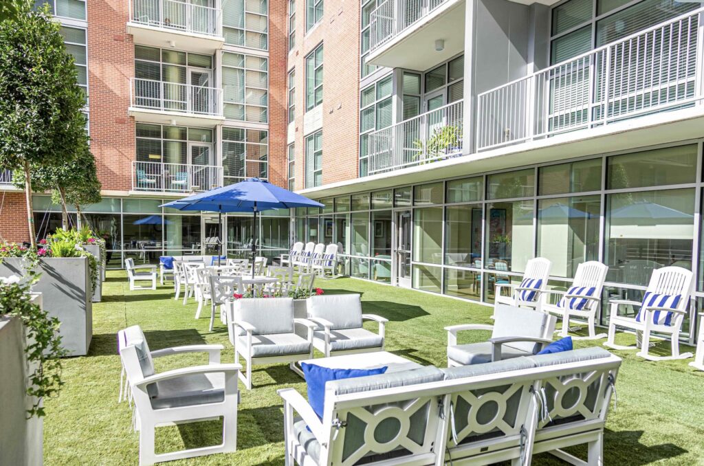 Village of River Oaks Outdoor Terrace View